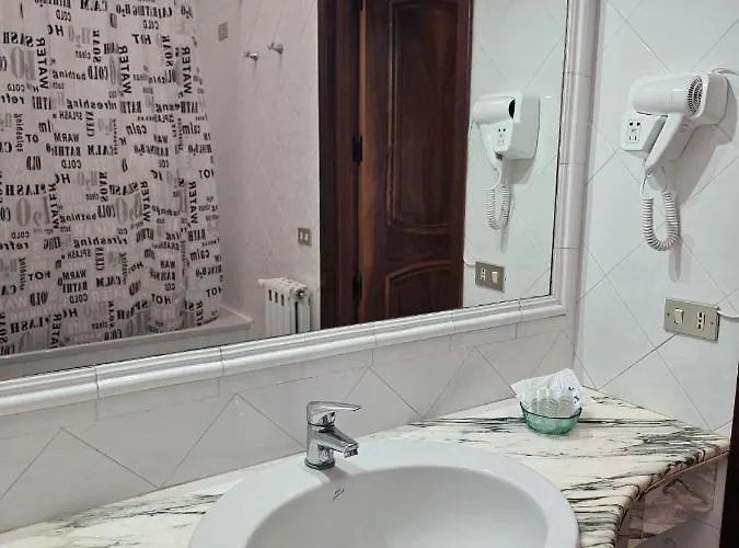בית הארחה Rocksea צ'פאלו