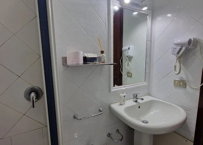 Rocksea בית הארחה